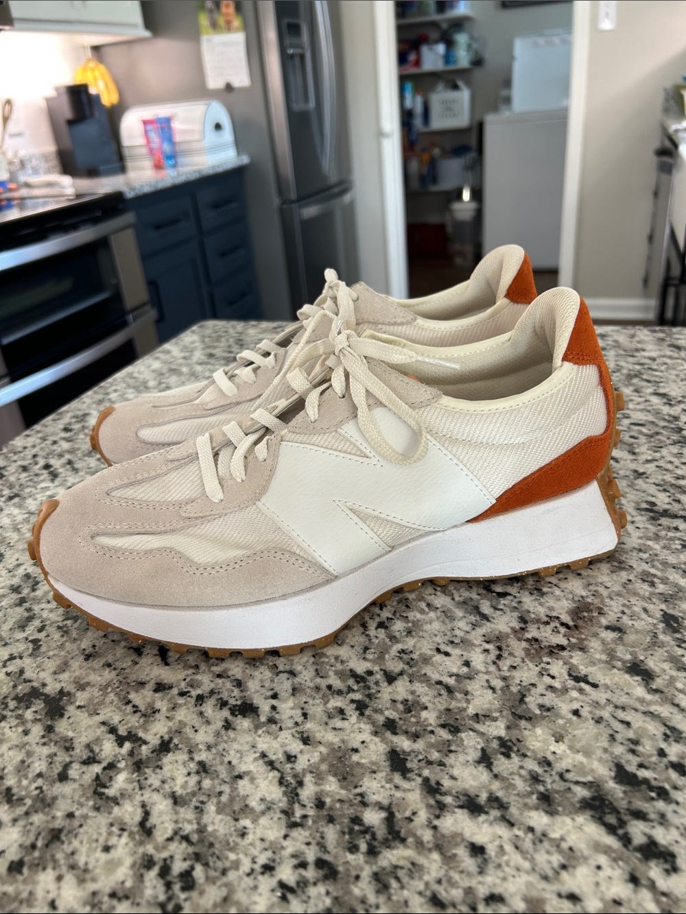 New Balance 327 Sea Salt Rust Oxide Sneakers Women’s Size 10 - Picture 4 of 10